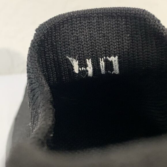 Knit Slip On Sneakers Size 40 Black Lightweight Comfort Walking Shoe Casual - Picture 8 of 10